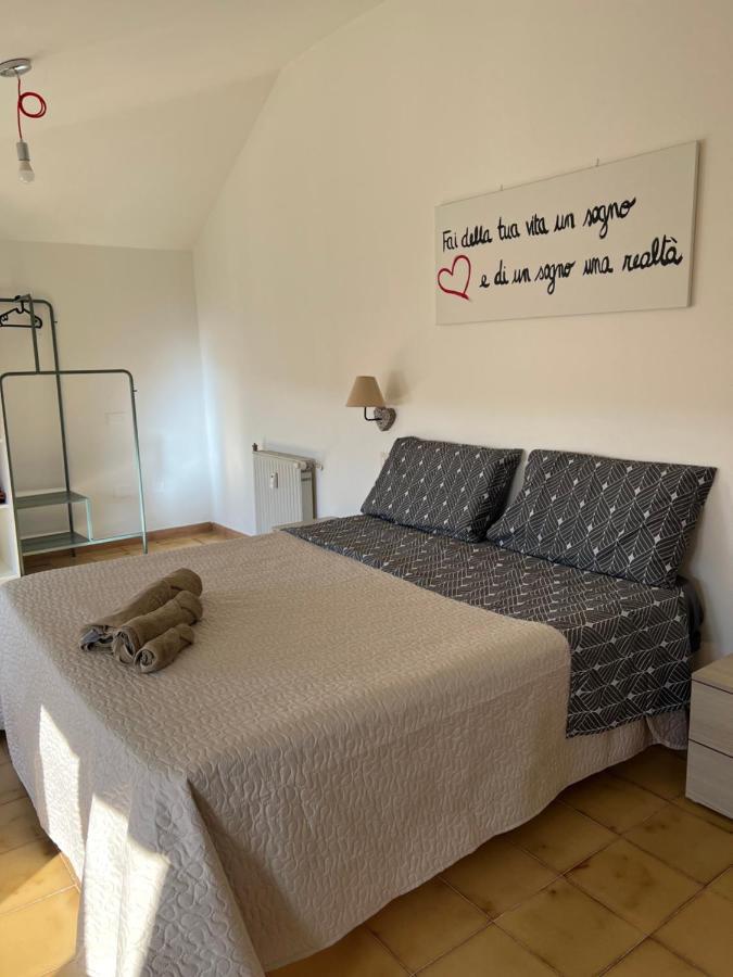 Appartamento Attico Con Terrazza Vista Mare Portoscuso Esterno foto
